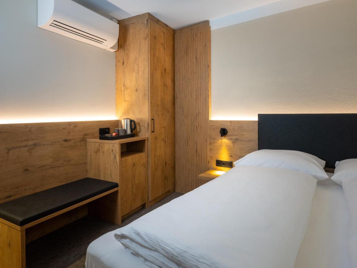 Nashi Rooms Erfurt Buitenkant foto